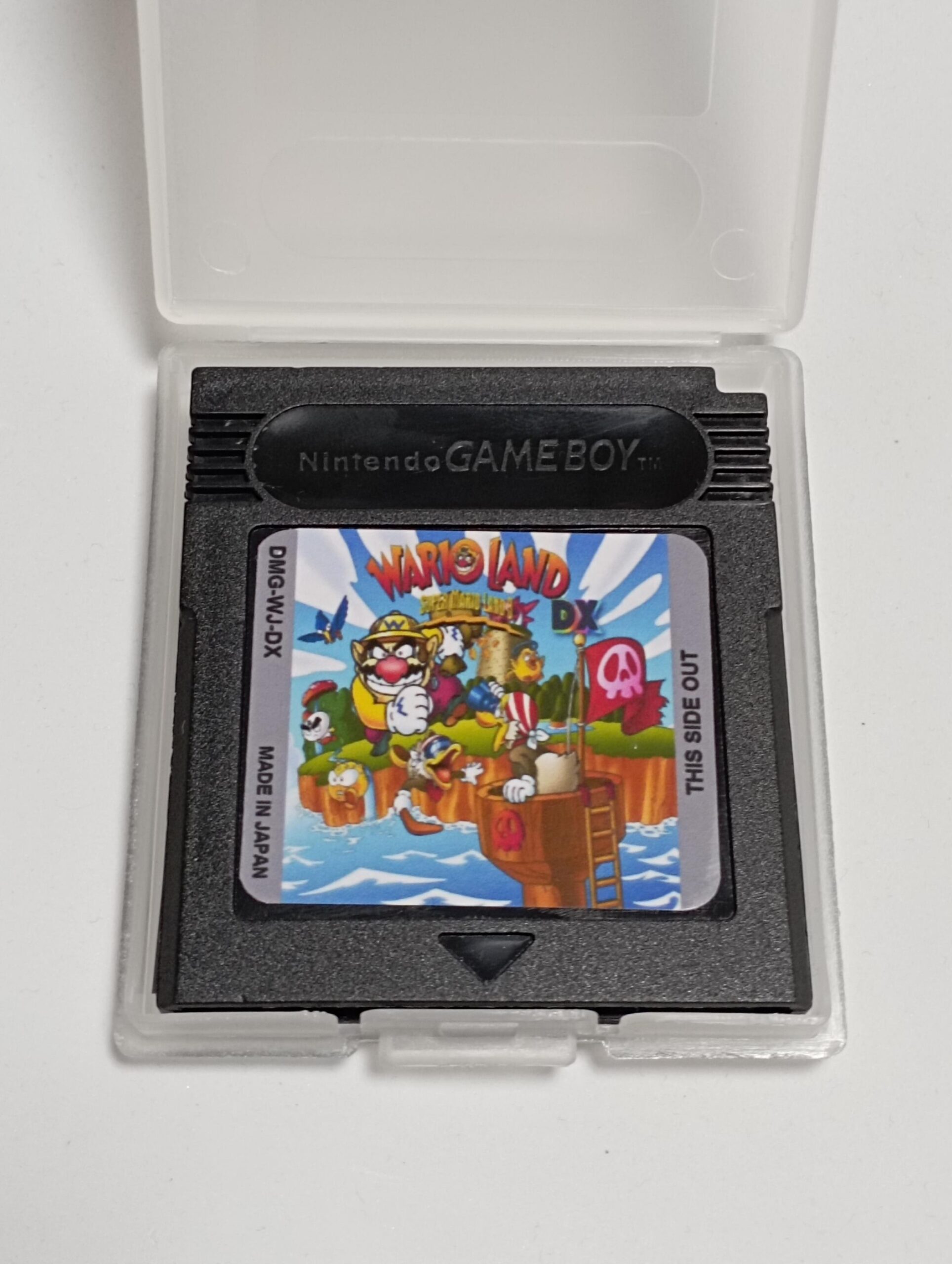 WARIO LAND 1 DX (colorized hack)latest version 1.2